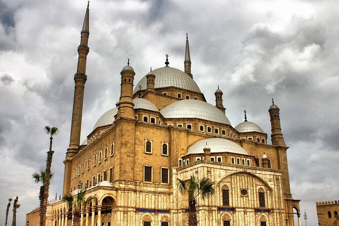Private Guided Tour to Old Cairo with Egyptologist Guide - Coptic Cairo and the Hanging Church: religion in layers