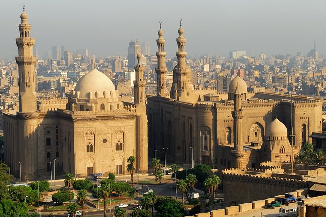 Private Guided Tour to the Mosques of Sultan Hassan, Al-Rifa'i, and Ibn Tulun in Cairo - Sultan Hassan Mosque and Madrasa (1360): Mamluk Power in Stone