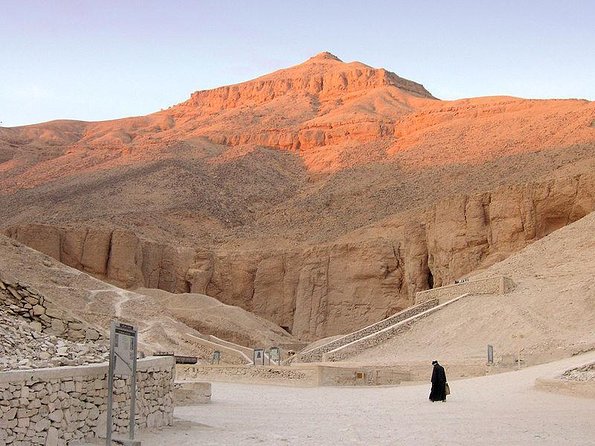 Private Guided Tour to Valley of the Kings - Price and Logistics: What You’re Paying For (and What You’ll Pay On Top)