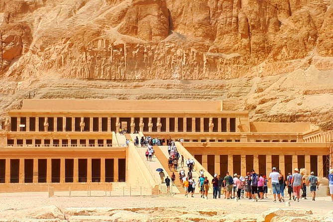 Private Guided tour Valley of the King ,Queen Hatshepsut, &Memnon - Your Egyptologist guide: story first, not just photos