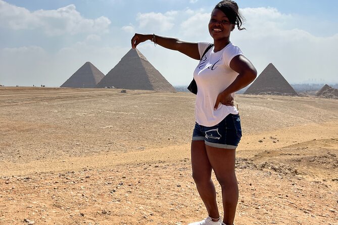 Private Half Day Giza Pyramids & Camel &Lunch &Shopping - Souvenir shopping with your guide: why it can be worth more than browsing