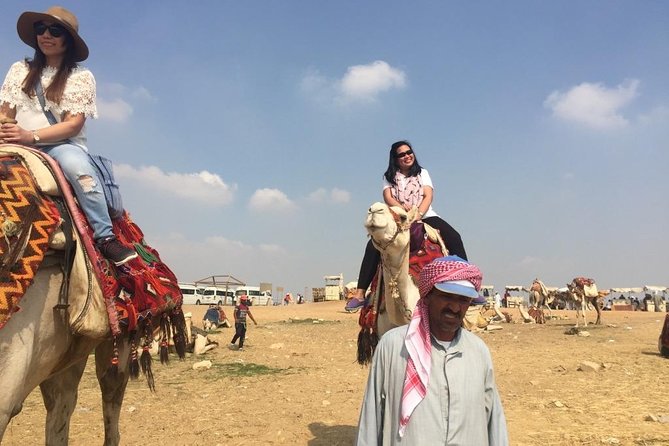 Private Half-Day Trip to Pyramids of Giza with Camel-Riding and Lunch - Valley Temple: the stop that helps the whole site click