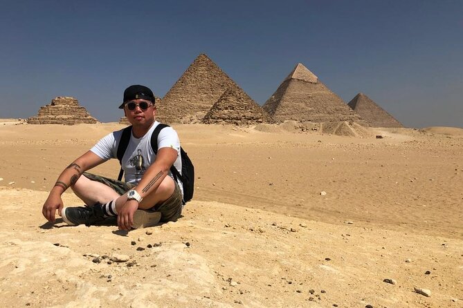 Private inclusive day Tour To Pyramids of Giza & Egyptian Museum and The Bazar. - Egyptian Museum: 250,000 artifacts plus the Tutankhamen room focus