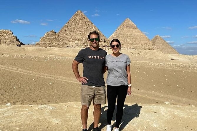 Private inclusive day Tour To Pyramids of Giza & Egyptian Museum and The Bazar. - Khan al-Khalili bazar: the culture hit, plus a reality check on time