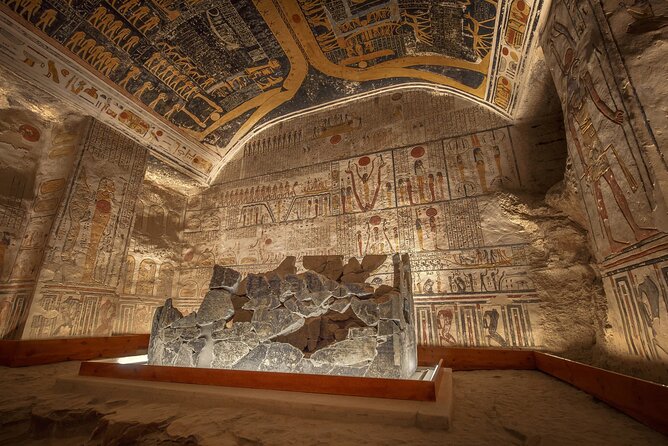 PRIVATE! Luxor Day Trip With Lunch And All Fees Included! - 5:00 am pickup and the drive: how to make the day feel easier