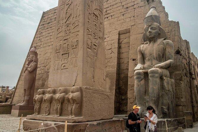 Private Over Day Tour to Luxor from Marsa Alam - Valley of the Kings: three tombs, plus the Tutankhamon add-on