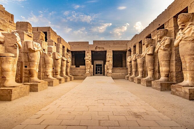 Private Overday from Hurghada to luxor by Car - Hurghada to Luxor by car: comfort on a long day