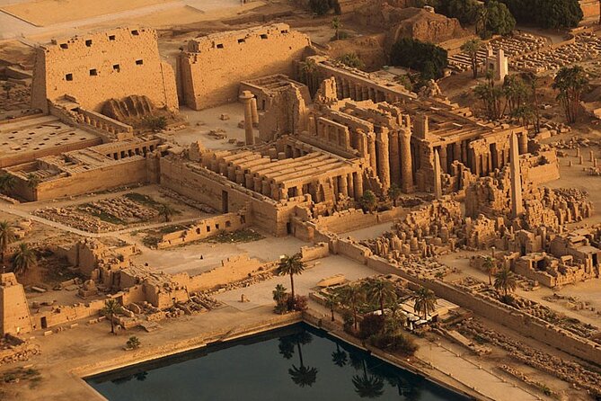 Private Overnight to Luxor from Marsa Alam - Nile island lunch and a boat trip: a smarter pause in the schedule