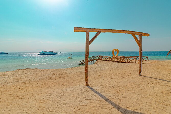 Private Speed Boat 4Hours Snorkel from Hugarda to Magawish Island - Magawish Island Time: Relax, Explore, and Don’t Rush Photos