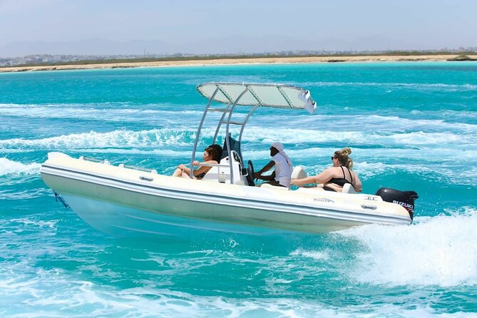 Private Speedboat To Dolphin House & Magawish Island _ Hurghada - Comfort on the Windy private speedboat: snacks, shade, and the sea breeze