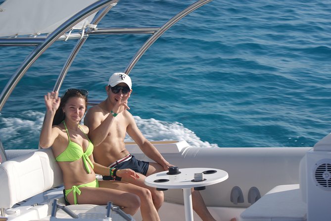 Private Speedboat Tour From Hurghada - The boat experience: 7.5m RIB, 200 hp Suzuki, and onboard comfort