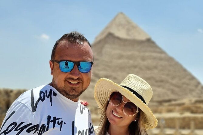 Private Tour at The Pyramids & the Sphinx - Hotel Pickup and Air-Conditioned Comfort in Cairo