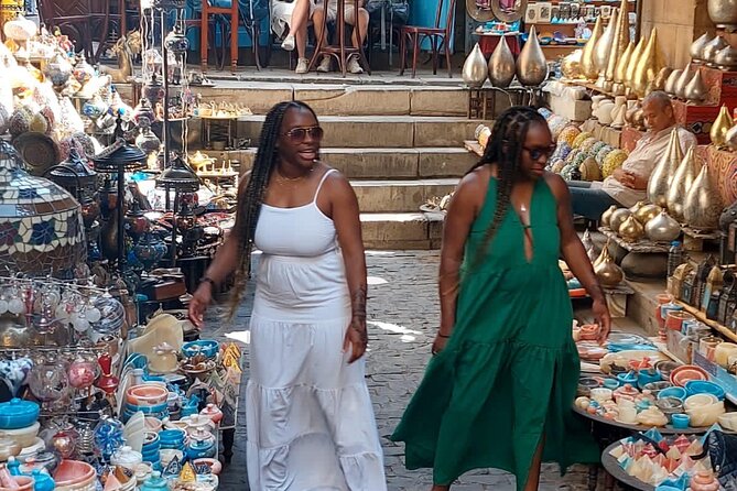 Private Tour Cairo's Khan el-Khalili Market with Lunch - What makes the guides stand out in real-world visits