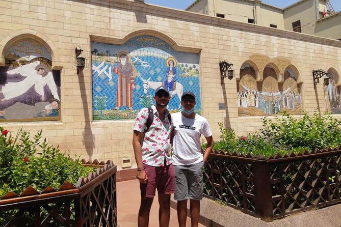 Private Tour Coptic Christian Cairo, Islamic Mosque & Old Market - Stop 1 in Coptic Cairo: Hanging Church, Coptic Museum, and Ben Ezra Synagogue