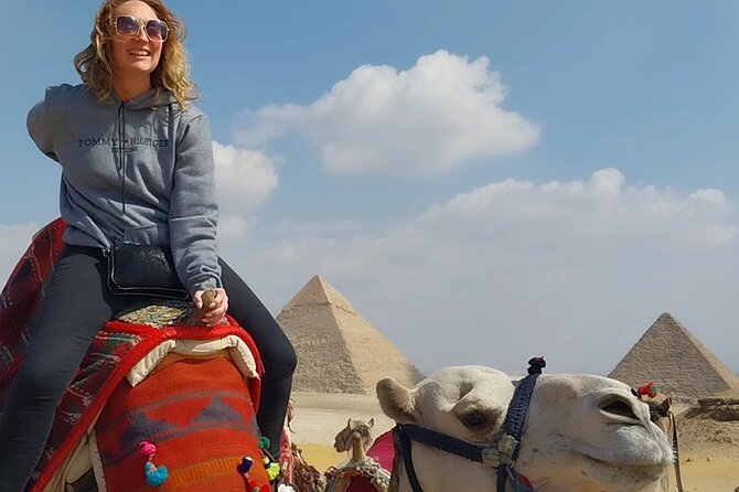 Private Tour: Giza Pyramids & Cairo Museum & Bazaar(All included) - Lunch break with pyramid views (and a simple strategy)