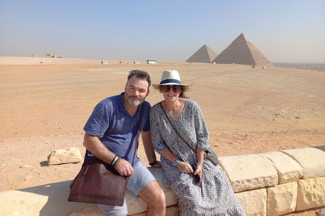 Private Tour Giza Pyramids Sphinx and the Egyptian Museum - Stop 3: Sphinx + Valley Temple time—how the guide helps you look longer