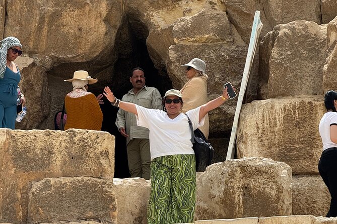 Private tour Giza Pyramids ,sphinx & camel ride all included - Pyramids-View Lunch: When the Meal Add-On Is Worth It