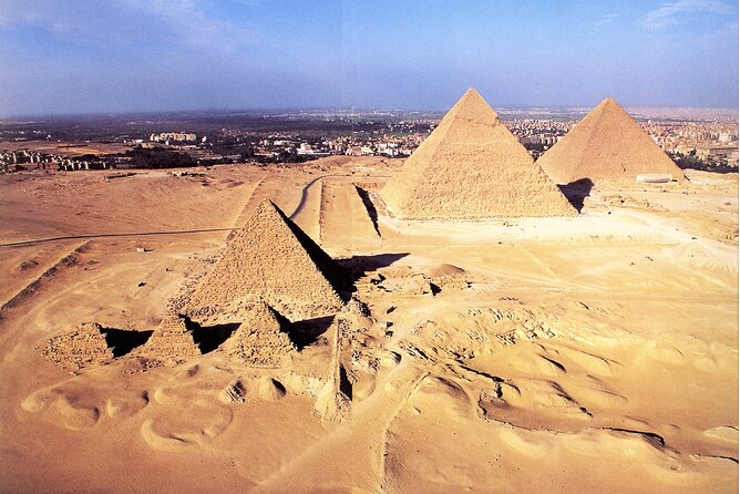 Private Tour Giza Pyramids & Sphinx from Alexandria Port & Hotels - Menkaure Pyramid: Smaller Scale, Distinct Details