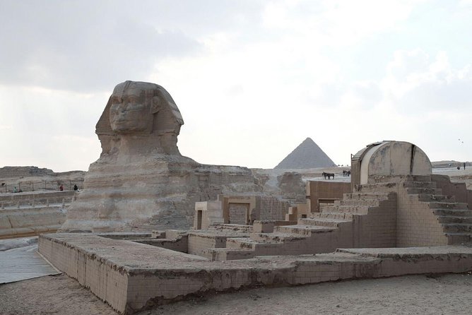 Private Tour Giza Pyramids,Sphinx, Sakkara ,Dahshur Pyramids,Lunch and Camel - Giza Plateau: Great Pyramid views plus a panorama that actually helps