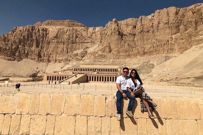 Private Tour Hatshepsut temple and Valley king Luxor With Lunch - Private transfers and bottled water: small details that save your day