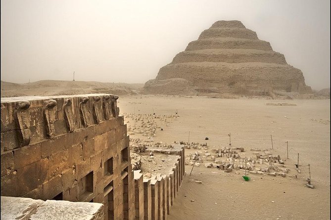Private Tour: Pyramids of Giza Memphis Saqqara with Lunch - Giza Plateau: Great Pyramid Views, Sphinx Area, and Photo-Time Planning