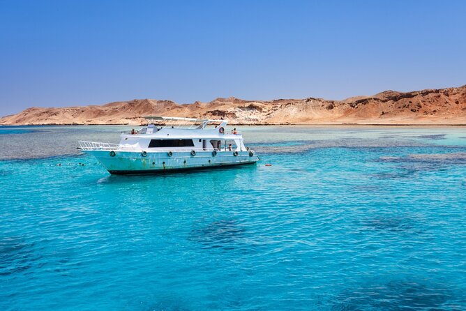 Private Tour to Dolphins house Sea hero of Egypt snorkeling - Lunch on deck: why eating on the boat matters more than you think