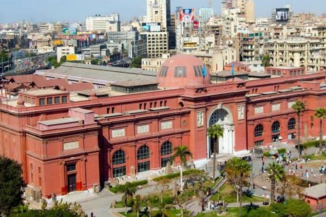 private tour to Egyptian museum with Lunch and local guide - The Egyptian Museum in Cairo: why a private guide helps so much