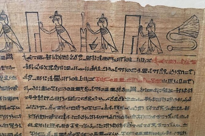 private tour to Egyptian museum with Lunch and local guide - Mummies, sarcophagi, and royal tomb symbolism: how the highlights connect
