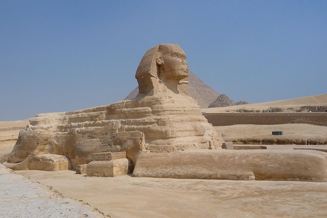 Private tour to Giza pyramids and Sphinx including sunrise camel ride - Egyptian foul and falafel: a local meal before the main monuments