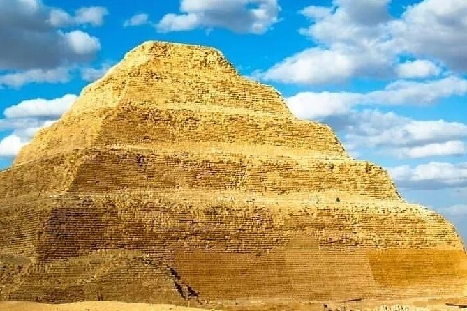 Private Tour to Giza Pyramids Sphinx Memphis and Saqqara - Private Giza to Saqqara: why this day works better with a guide