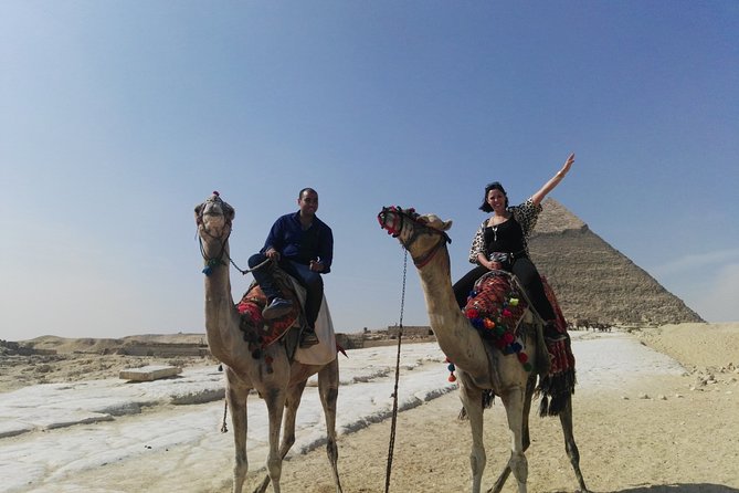 Private Tour to Giza Pyramids, Sphinx with Camel Ride and Lunch - Stop 2: the second Khufu block and what you should focus on