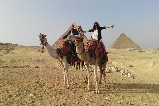 Private Tour to Giza Pyramids, Sphinx with Camel Ride and Lunch - Getting There: pickup, an A/C ride, and a realistic timeline