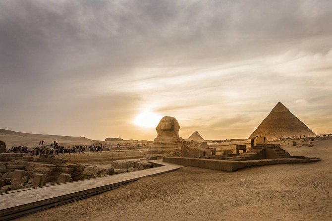 Private Tour To Giza Pyramids,Sphinx With Entry Inside The Great Pyramid - What to Pack and How to Prepare for the Heat