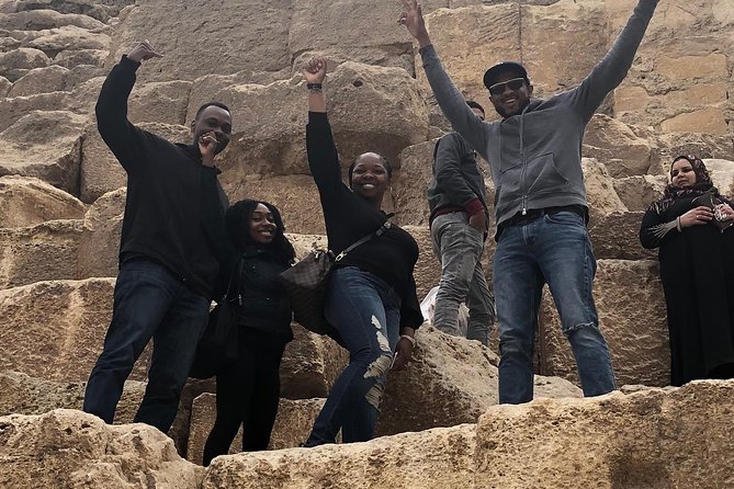 Private tour to Giza pyramids,sphinx,museum,market& lunch - Giza Pyramids and Sphinx: What You’ll See (and What You Won’t)