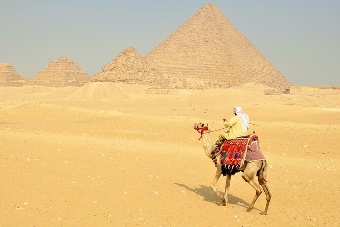 Private Tour To Giza Pyramids,Sphinx,panorama & Lunch - Entering Giza with a 09:00 private pickup