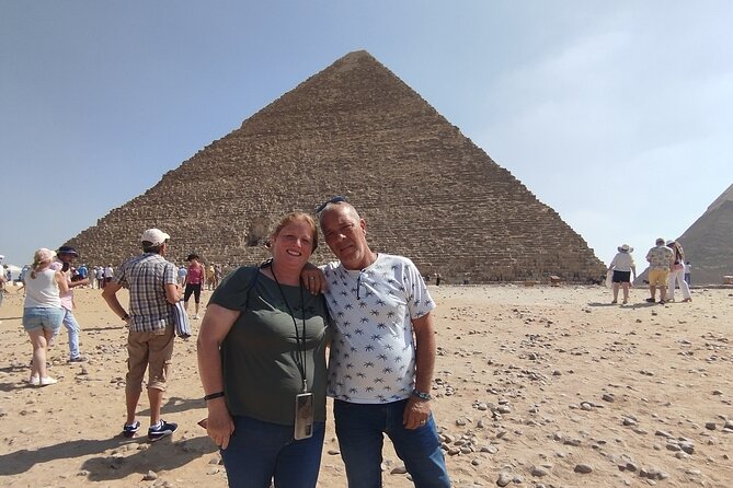 Private Tour To The Great Pyramids and Sphinx with lunch - Lunch in Cairo: Open Buffet Western/Eastern Options (Drinks Not Included)