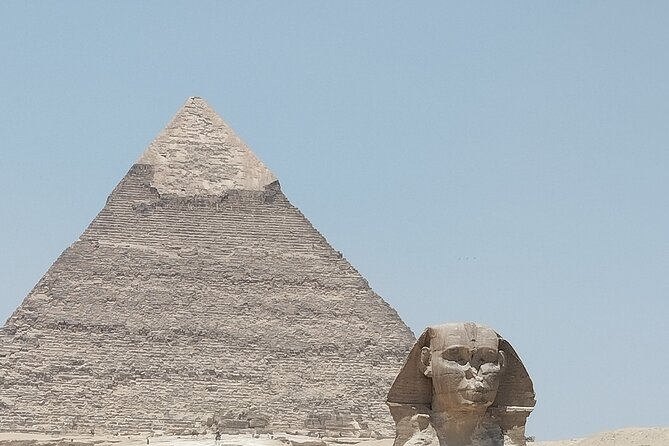 Private Tour To The Great Pyramids and Sphinx with lunch - Stop 1: Pyramids of Giza and How the Trio Changes When You Stand Close