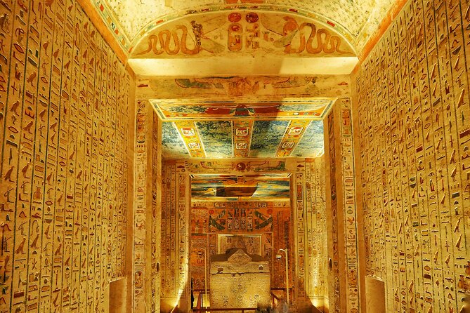 Private Tour: Valley of the Kings – Tombs of Seti I & King Tut - King Tutankhamun’s tomb: what you’ll see beyond the famous mask