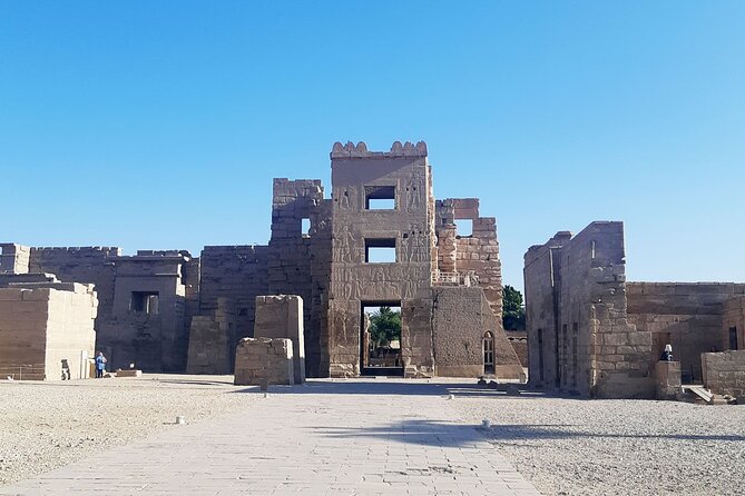 Private tour West Bank Luxor, Valley of the Kings, temples, lunch - Stop 2: Deir el Bahari and Hatshepsut’s mortuary temple