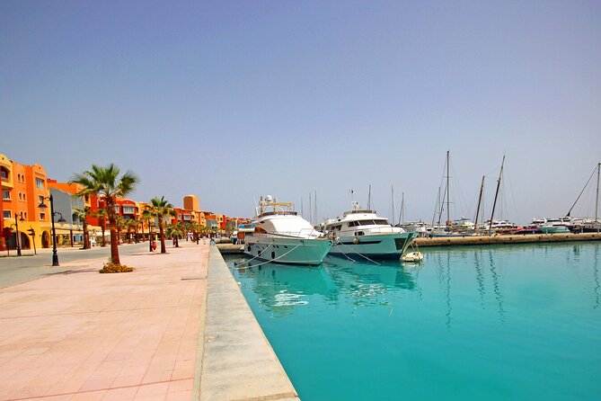 Private Transfer From Aswan to Marsa Alam or Vice Versa - Price and value: $225 per group (up to 3) and what that buys you