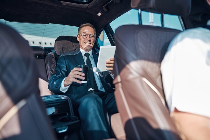 Private Transfer from/to Sharm ElSheikh Airport and Sharm Hotel - Finding Your Driver: Name Sign, Terminal Exit, and Bag Help