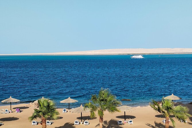 Private transfer to Hurghada from Luxor or vice-versa - Door-to-Door Pickup and Drop-Off (Hotel or Airport)