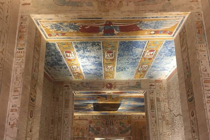 Private Trip To Luxor from Cairo by Plane - What makes the Egyptologist guide factor so important
