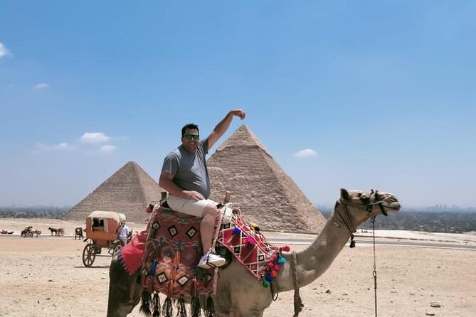 Privet tour Giza pyramids ,sphinx and Saqqara - Lunch, Bottled Water, and the Real Comfort Math