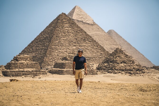 Professional Photo Shoot & Authentic Cairo Walking Tour - Stop 1: Pyramids of Giza and Sphinx photo time at 3–4 top spots