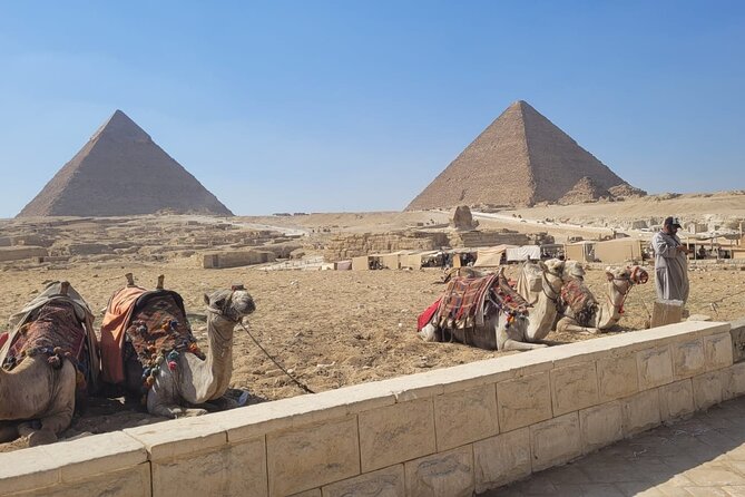 Pyramids and Great Sphinx Private Tour in Cairo - Old Cairo’s Moez Street and Coptic highlights (plus Khan El Khalili)