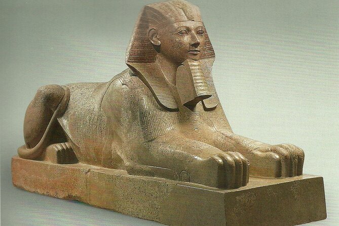 Pyramids of Giza and National Museum Private Day Tour - The Sphinx Stop: One Image, a Lot of Meaning