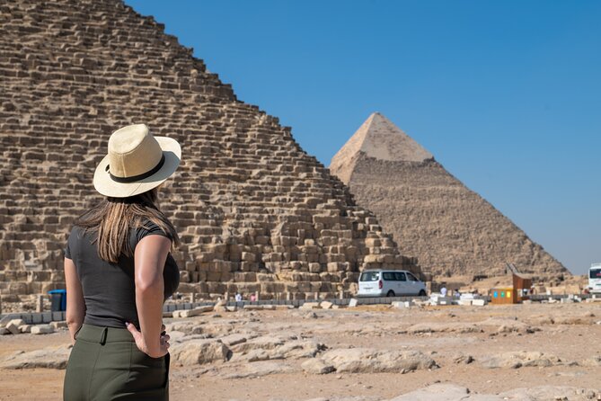 Pyramids of Giza Photoshoot & Tour with Camel, Horse & Shopping - Stop 2: Khafre’s Pyramid in a Short, Sharp Window