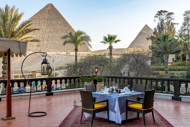 Pyramids of Giza & Sphinx & valley temple Tour with Egyptian lunch - A fast, air-conditioned route to Giza’s top sites