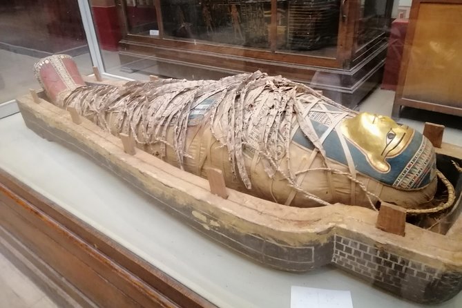 Pyramids of Giza, the Sphinx, the Egyptian Museum. - Key things I’d zero in on